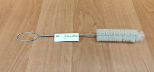 SZCZOTKA DO PROBÓWEK Z KOGUCIKIEM fi.25mm WŁ.KOZI 519