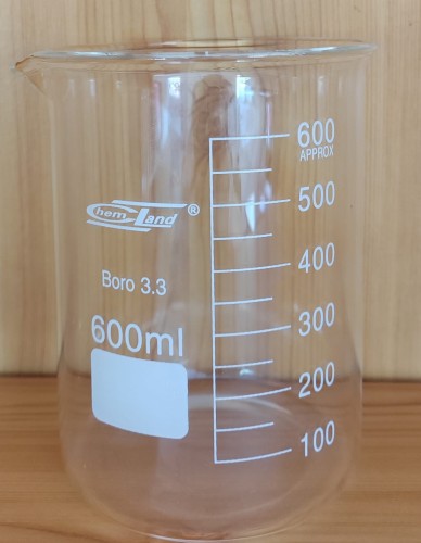 zlewka niska 600ml szklana.jpg